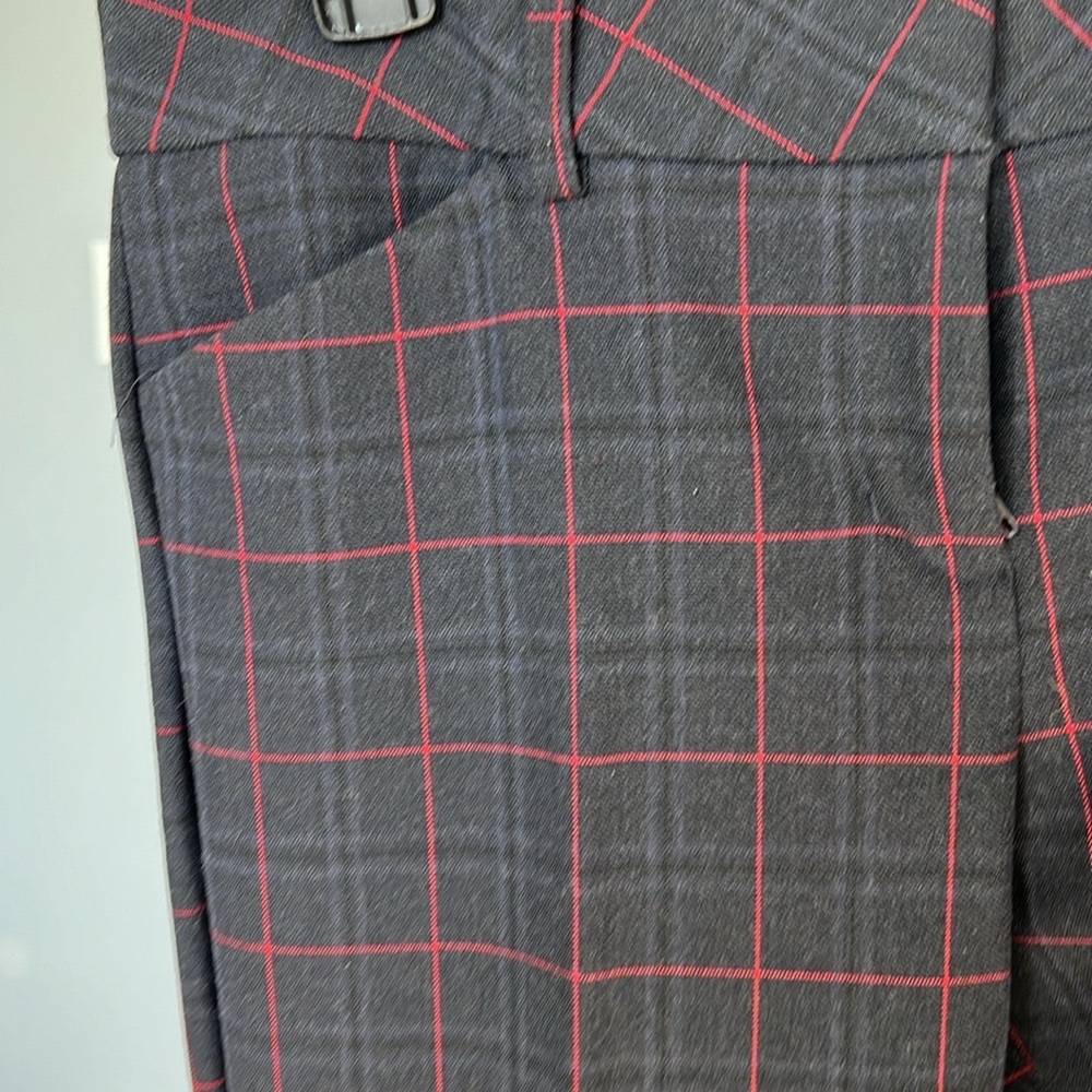 Windows pane trousers